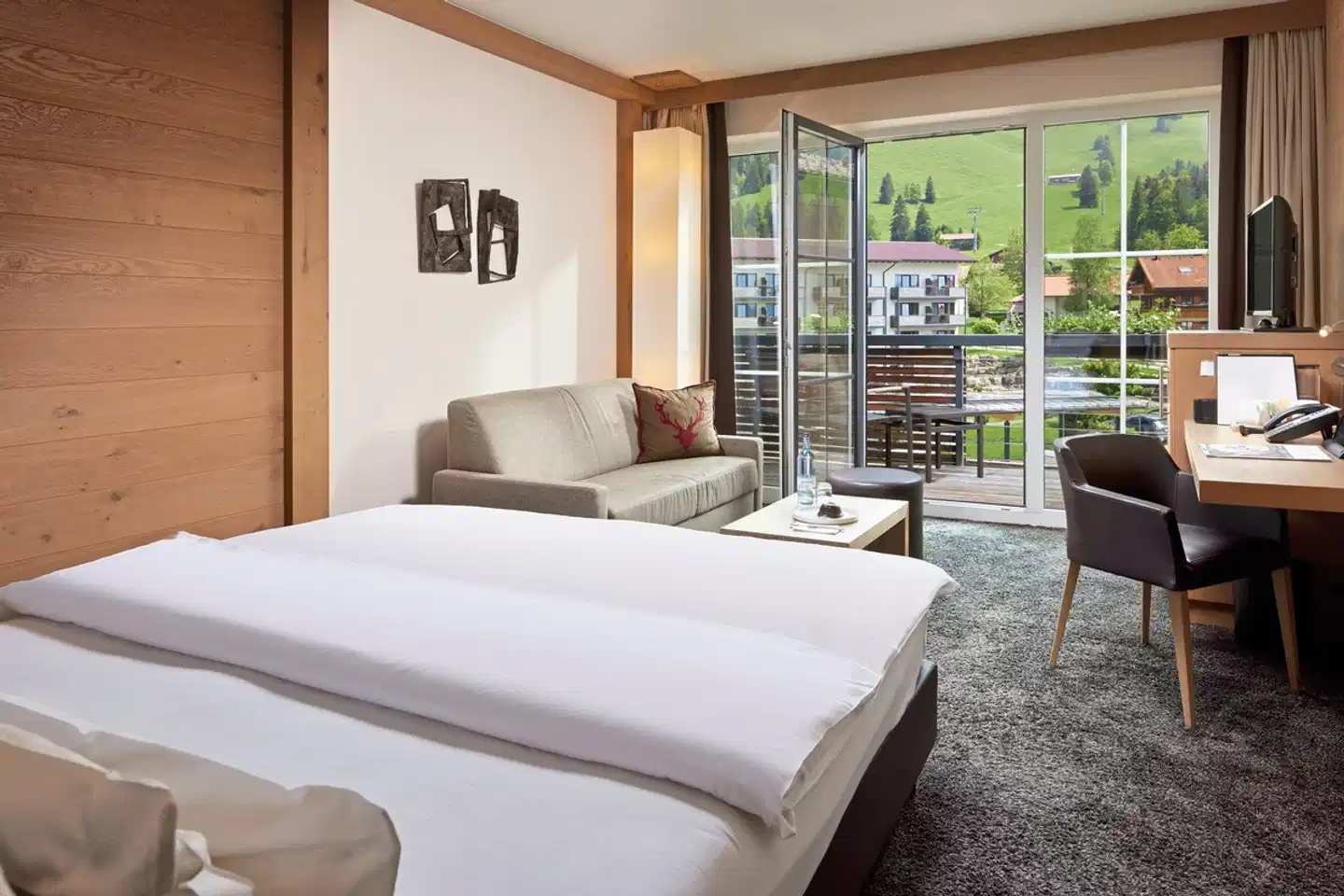 Panoramahotel Oberjoch Wohnbeispiel