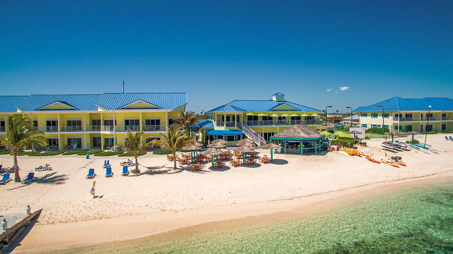 Wyndham Reef Resort Grand Cayman Aussenansicht