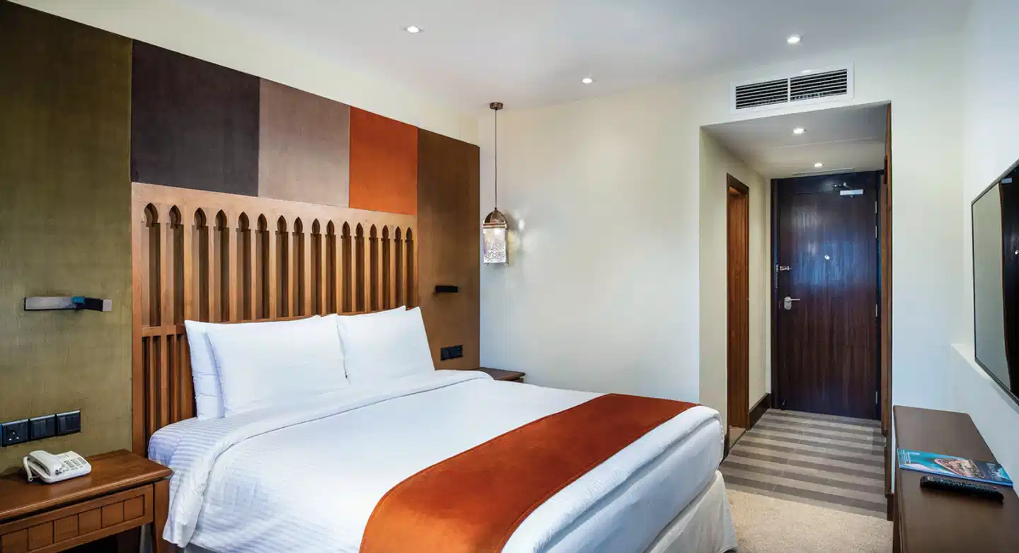 Al Falaj Hotel Wohnbeispiel