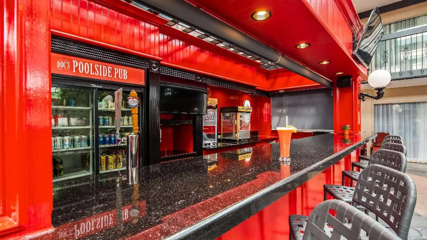 Best Western Plus Cairn Croft Hotel Bar