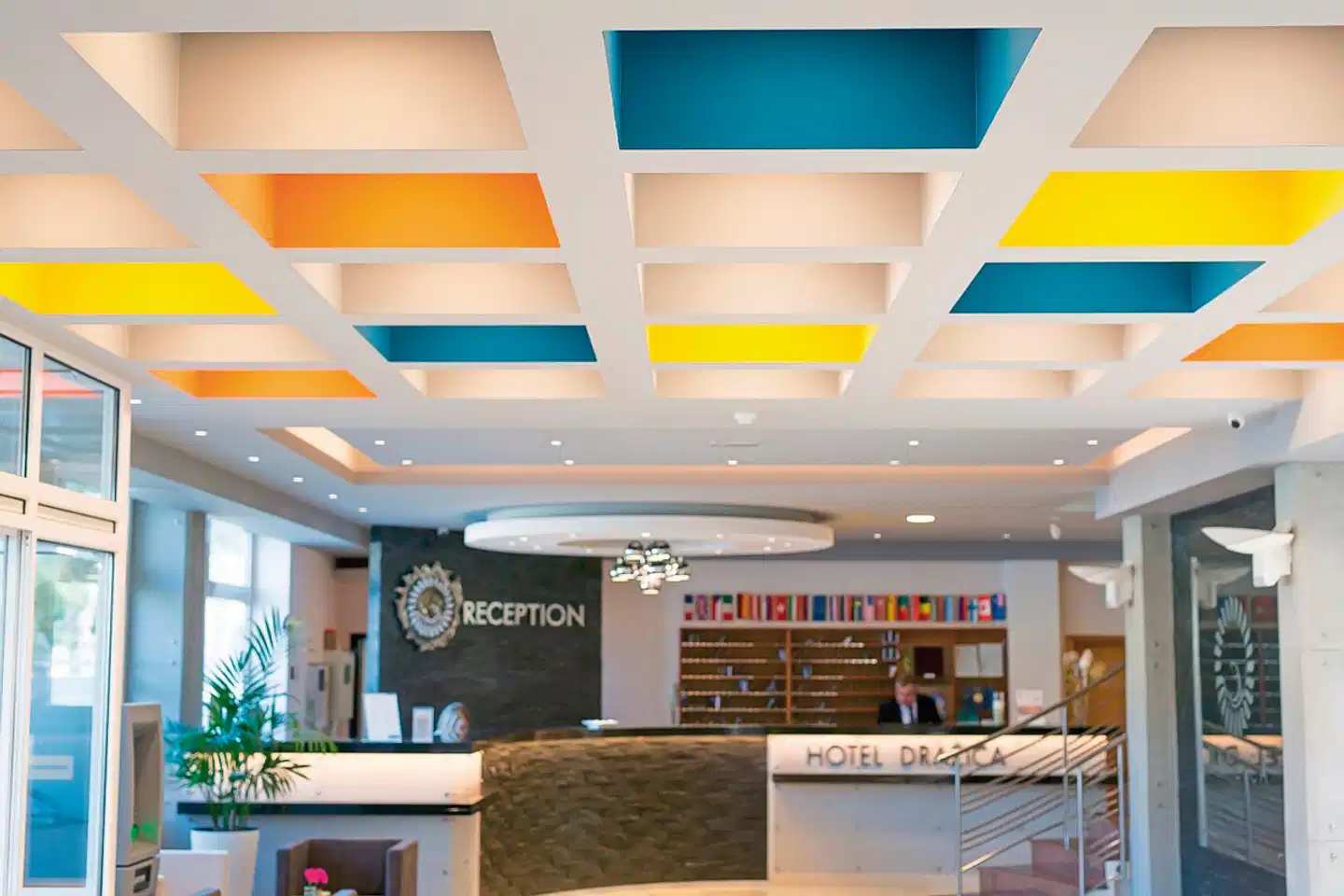 Drazica Hotel Resort & Villa Lovorka Bar