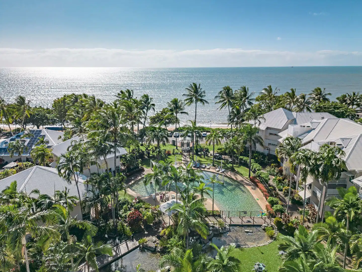 Coral Sands Beachfront Resort Garten