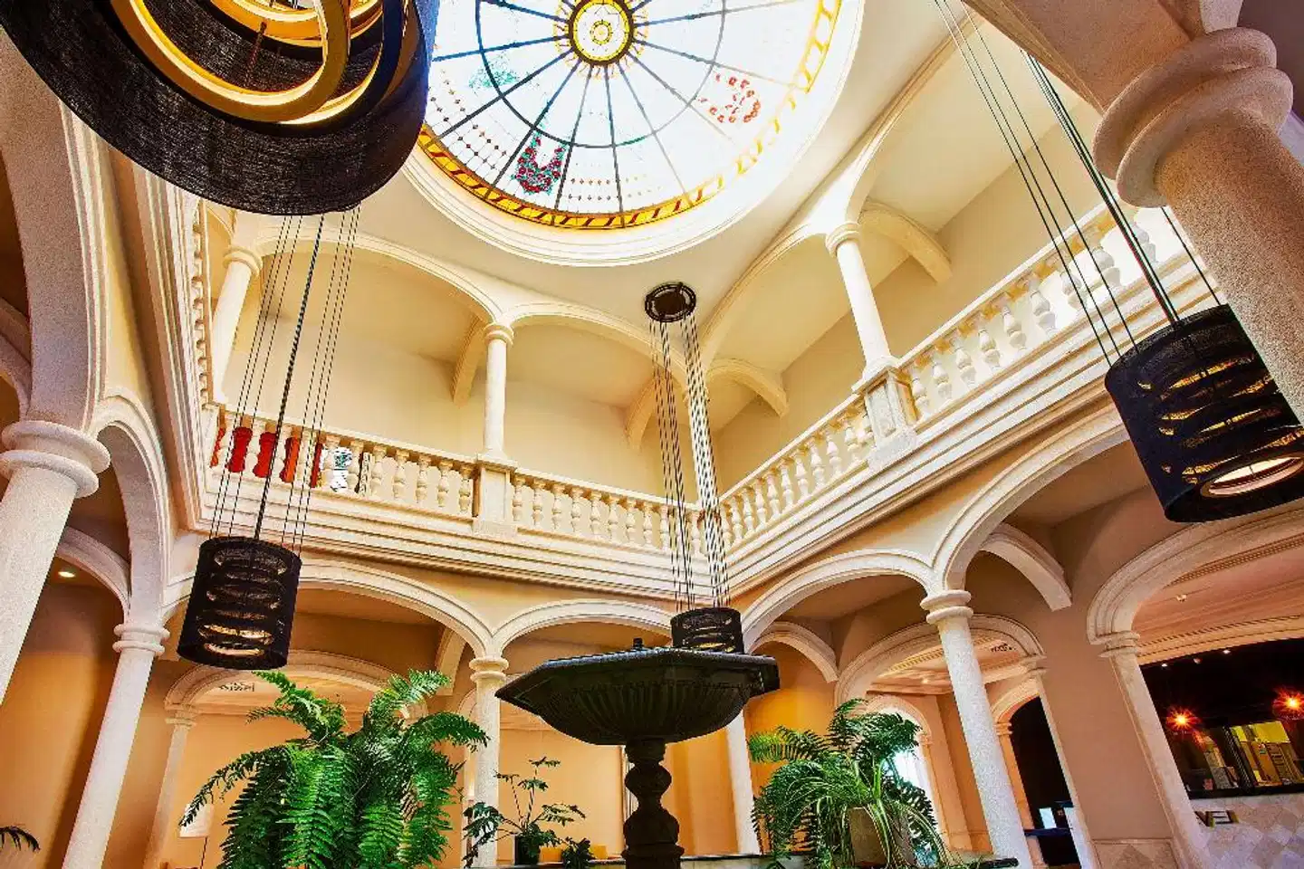 The Level at Meliá Villaitana Lobby