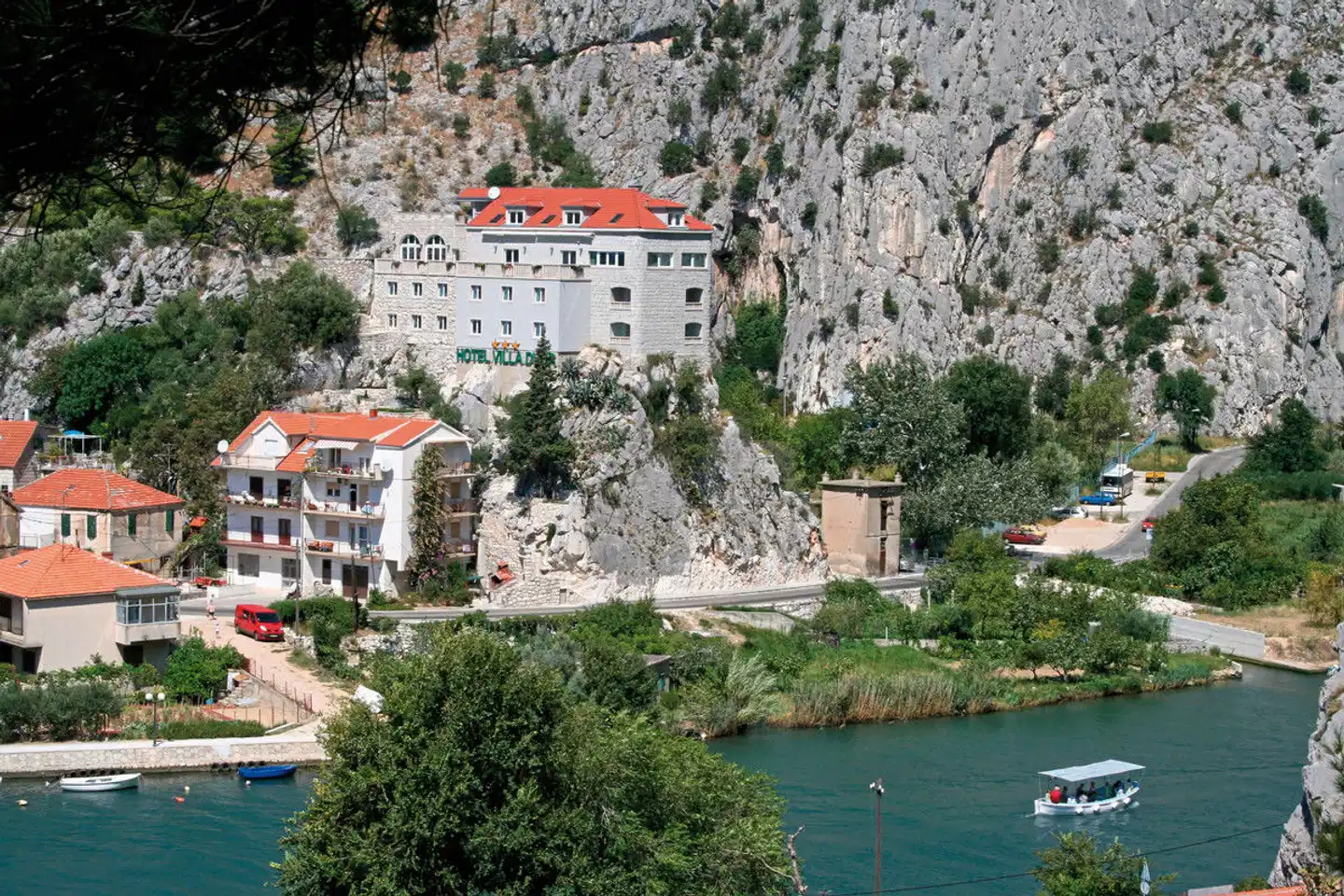 Villa Dvor Aussenansicht