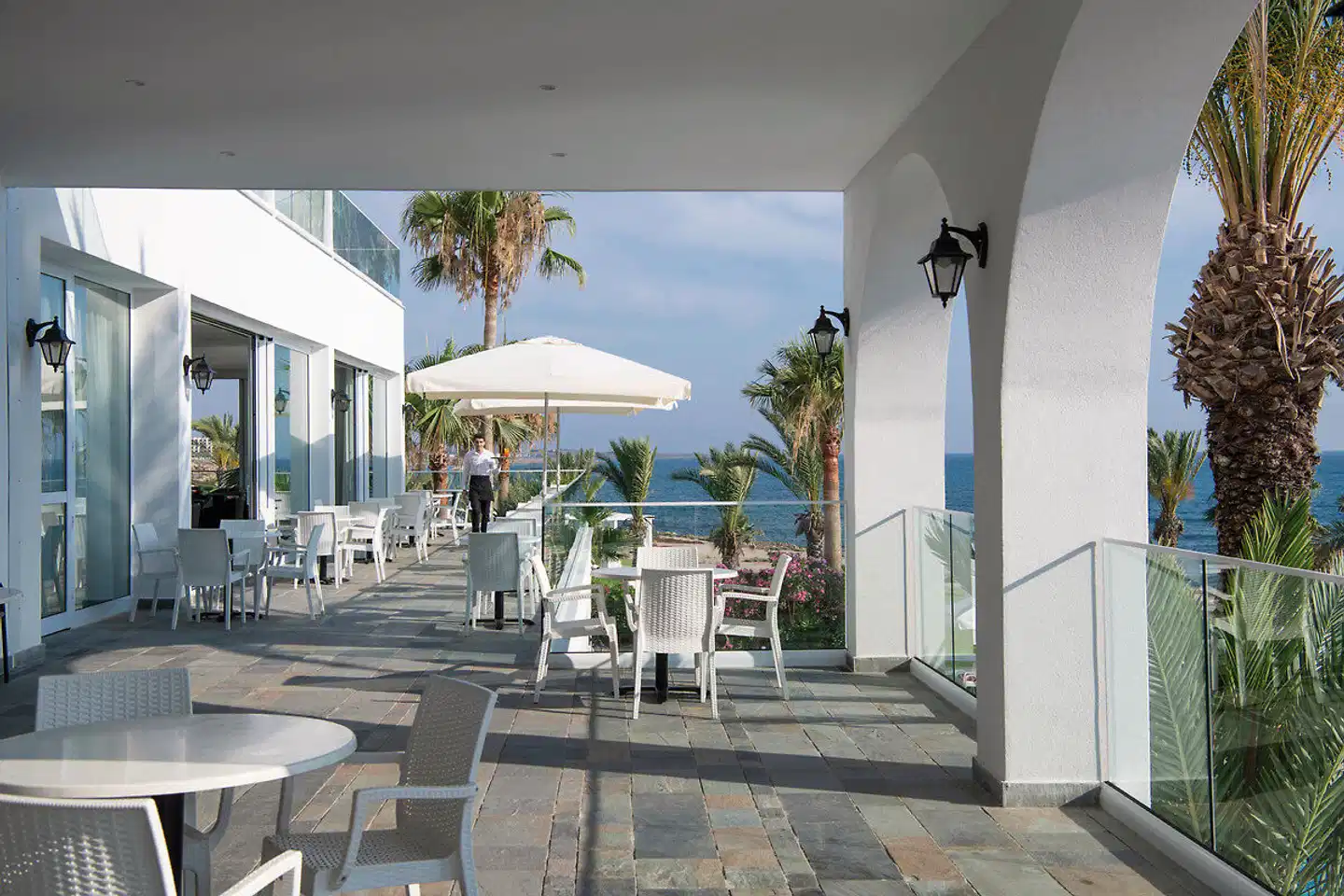 Akti Beach Village Resort Terrasse