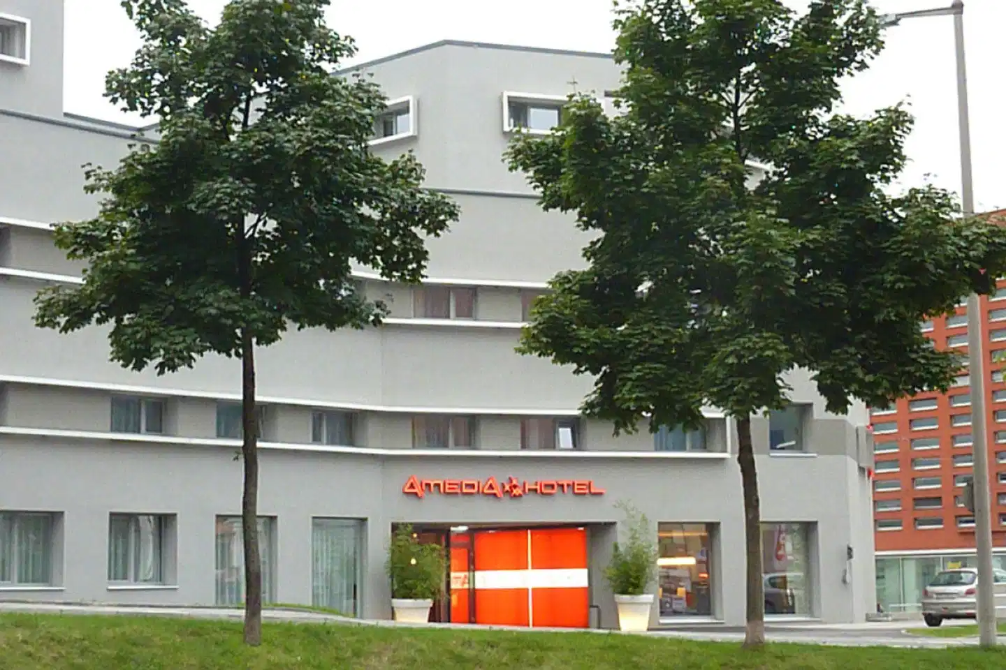 PLAZA Premium Salzburg (ex Best Western Plus Amedia Art Hotel) Aussenansicht