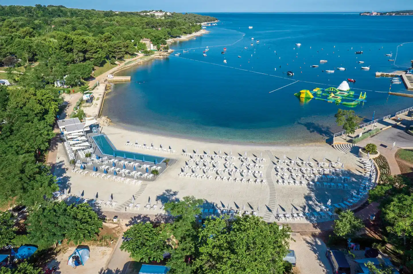 Lanterna Premium Camping Resort  (by Happy Camp) Strand