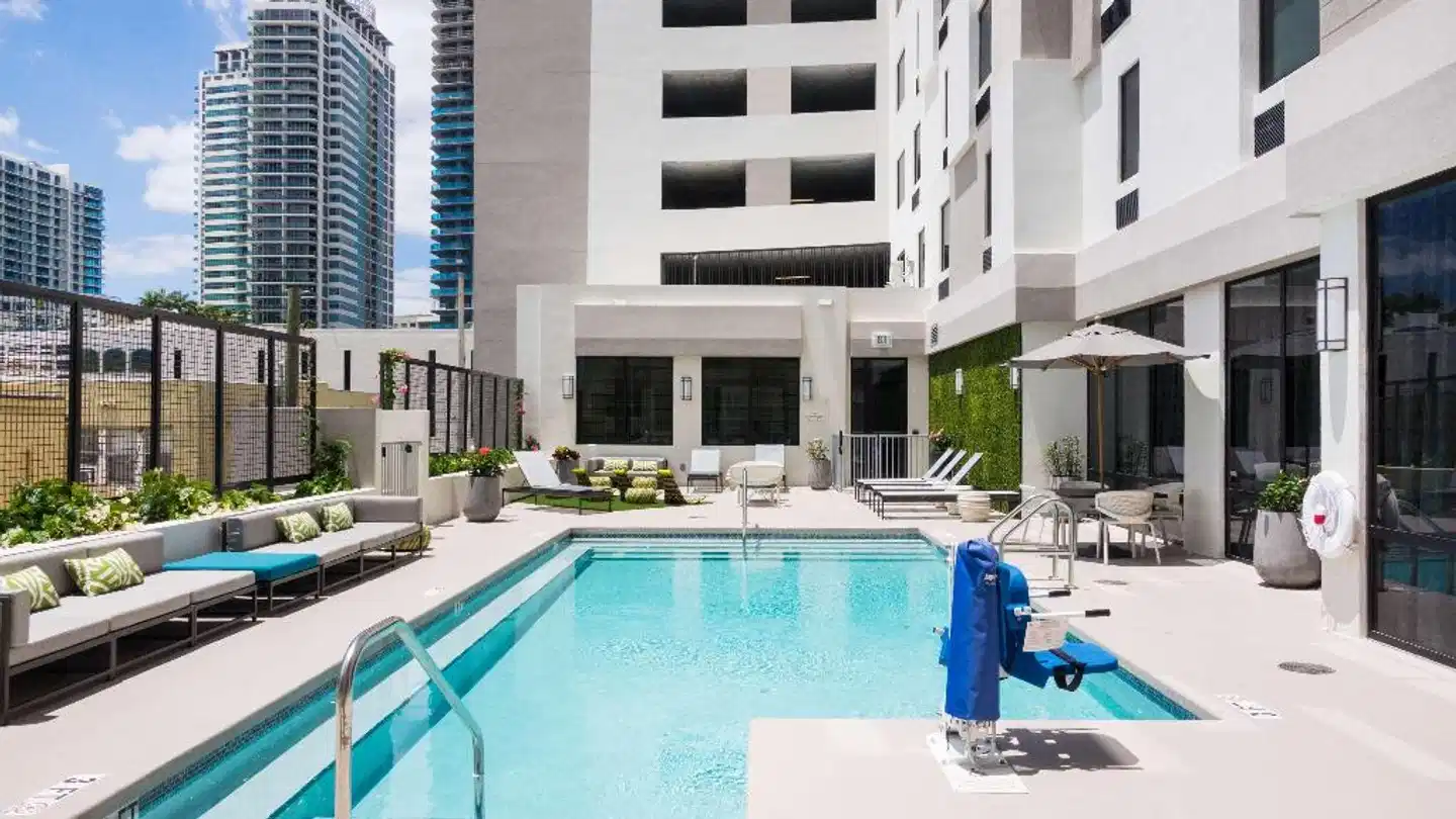 Hampton Inn & Suites Miami Wynwood Design District Pool