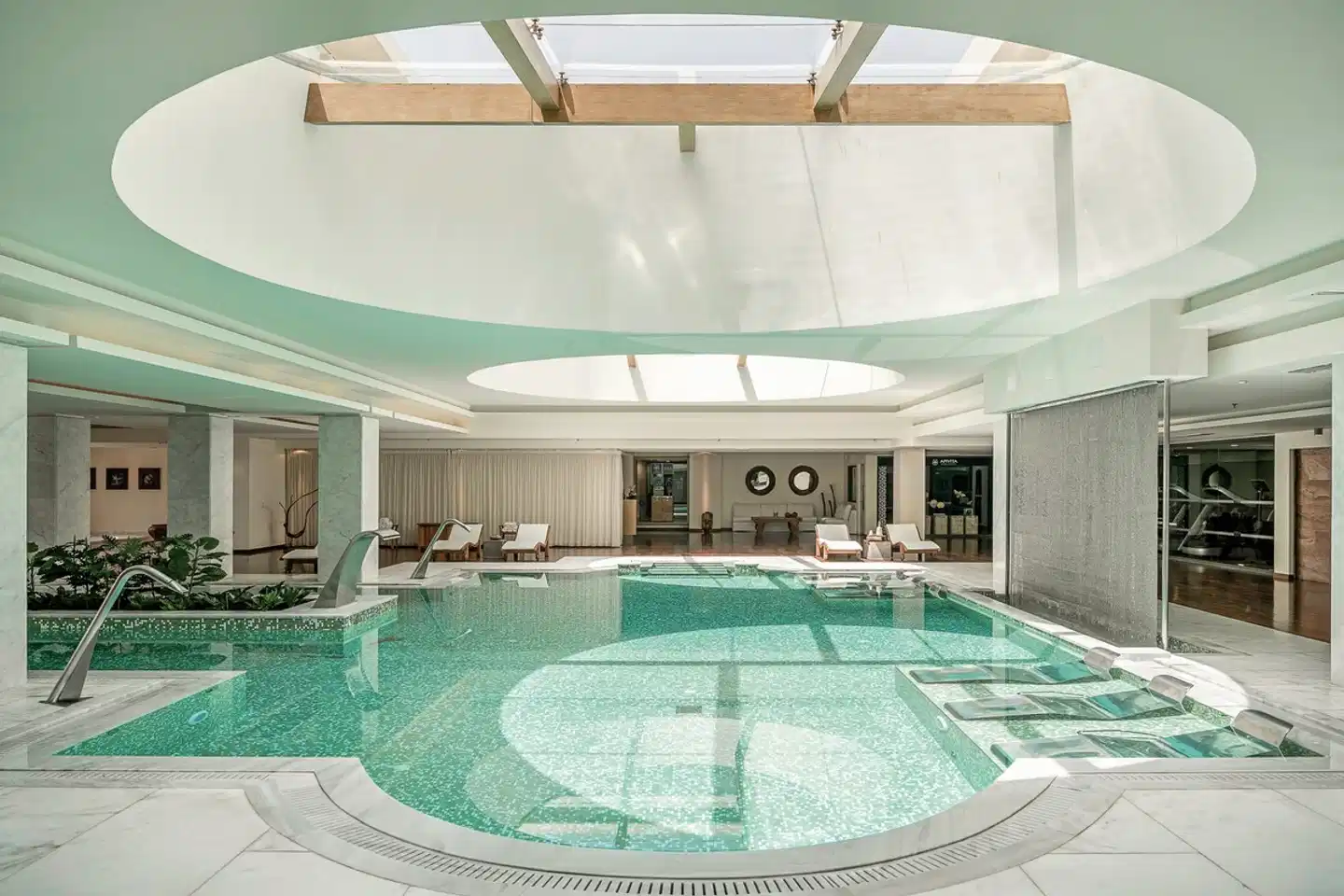 Avra Imperial Beach Resort Hallenbad