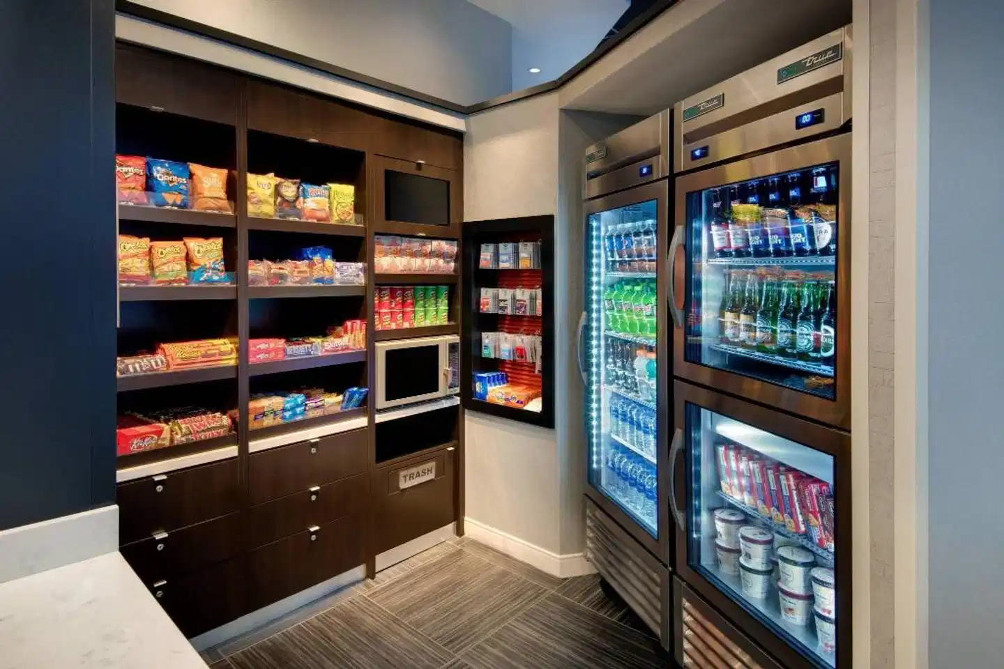 Courtyard by Marriott Atlanta Downtown Bar