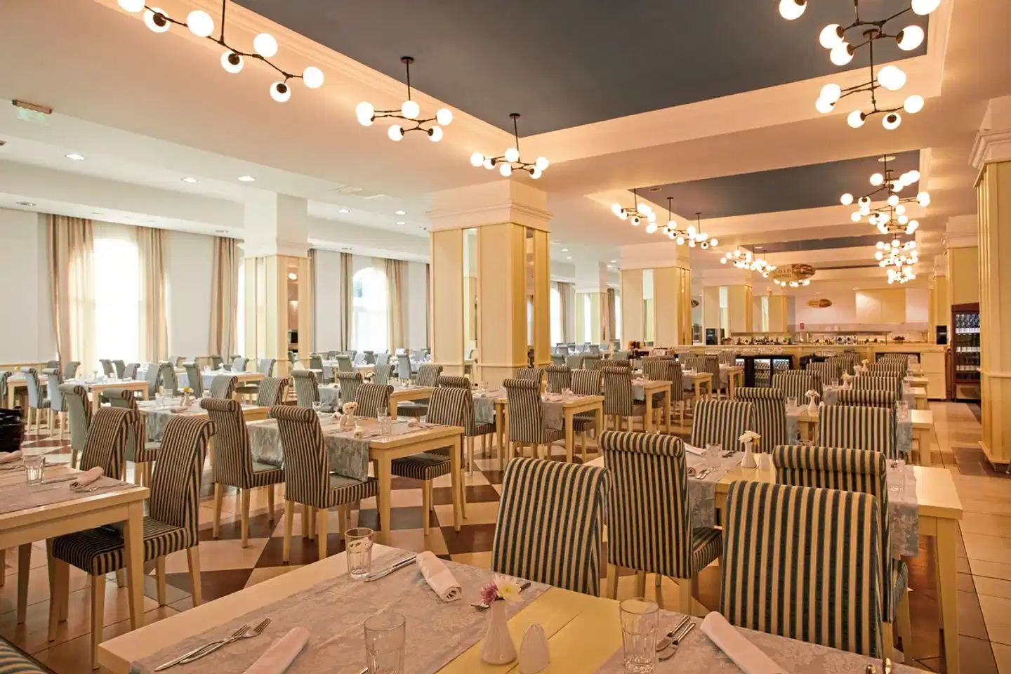 Dreams Sunny Beach Resort & Spa Restaurant