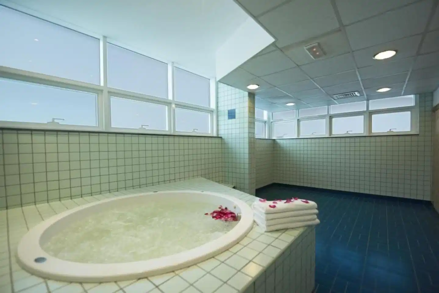 Emirates Grand Hotel Wellness