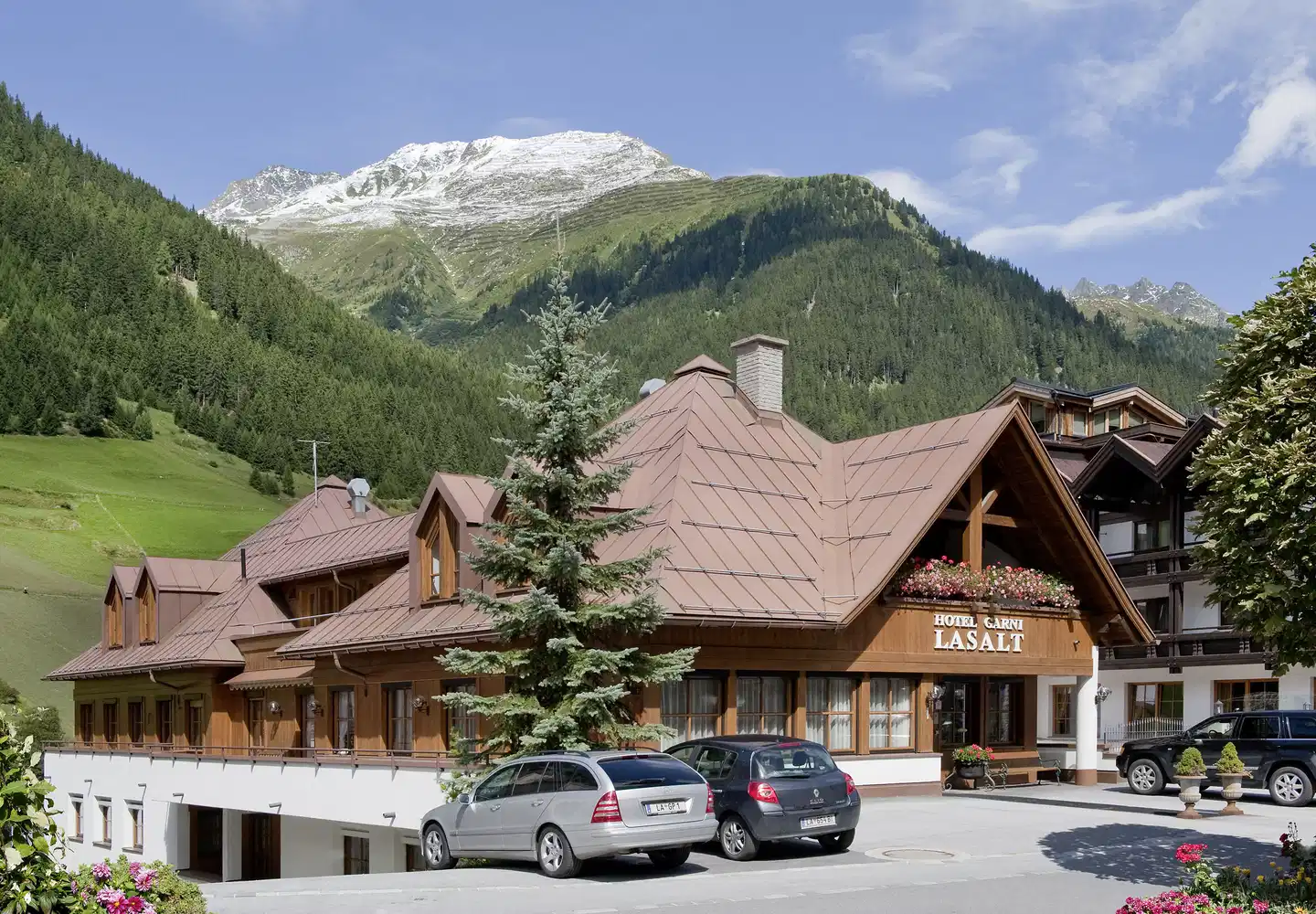 Hotel Lasalt Aussenansicht