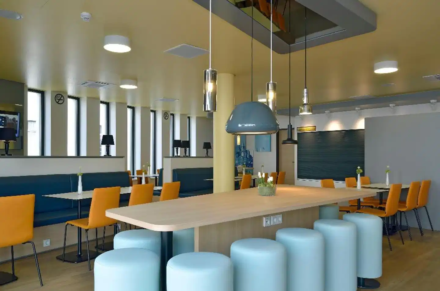 B&B Hotel Fulda Lobby