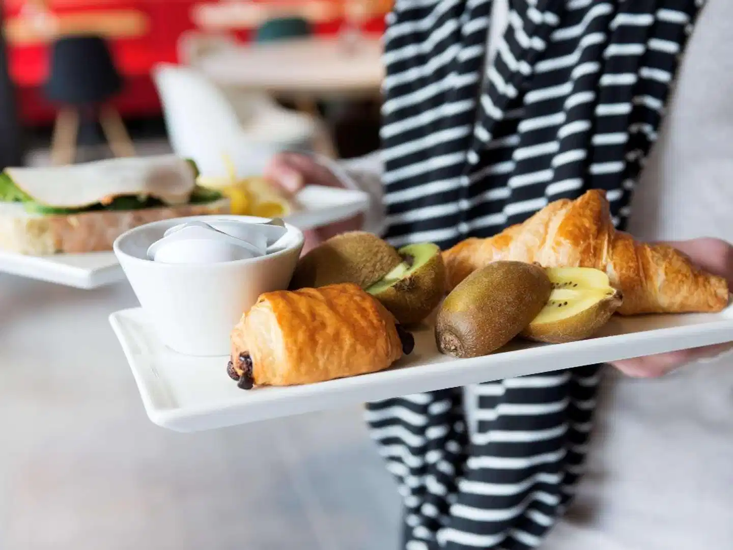 ibis Rotterdam City Centre Bar