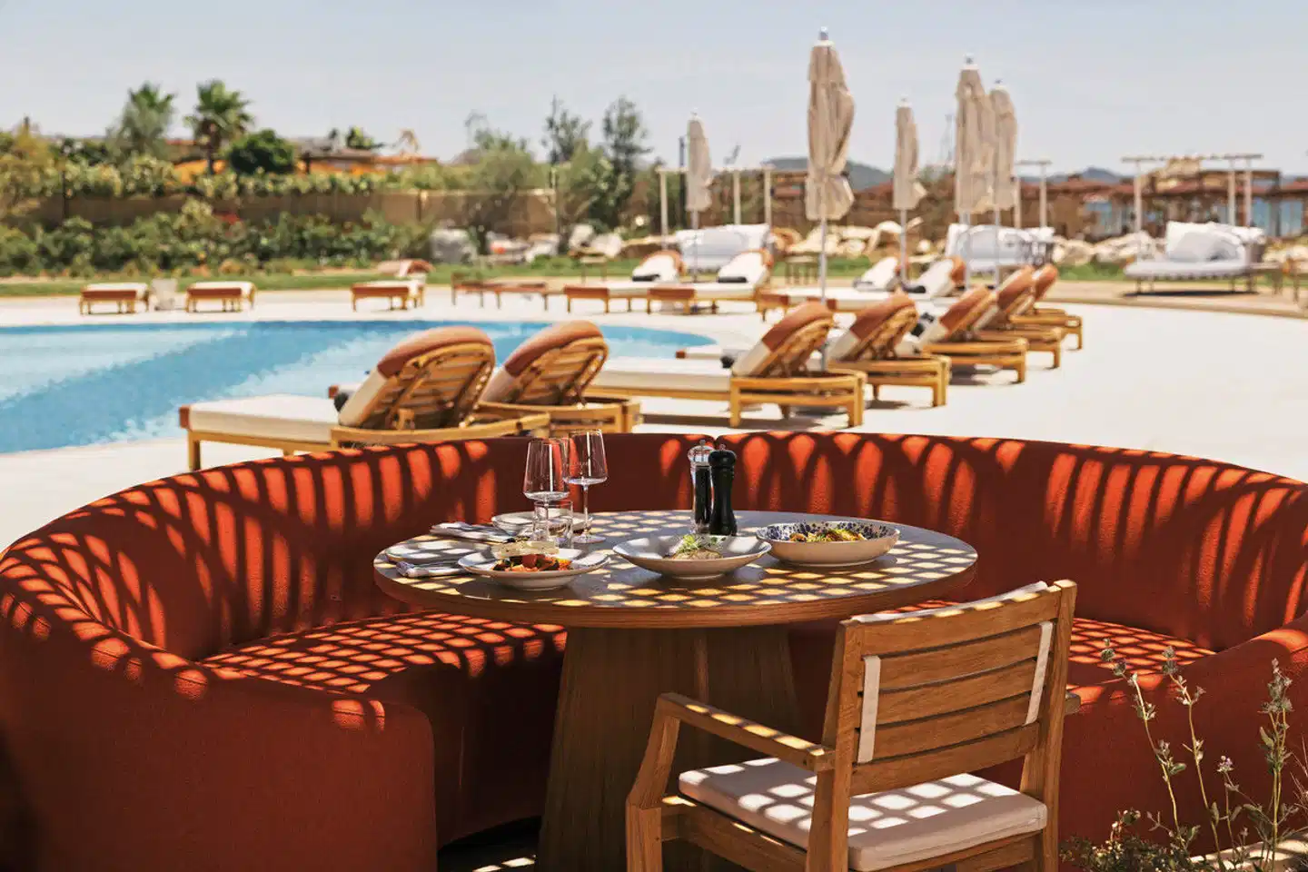 91 Athens Riviera, The Resort Restaurant