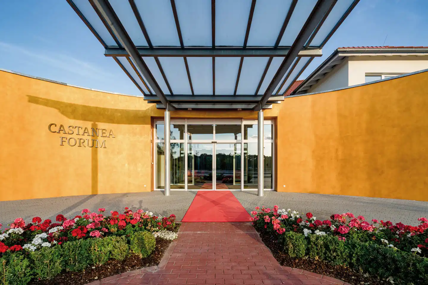 Best Western Premier Castanea Resort Hotel Aussenansicht