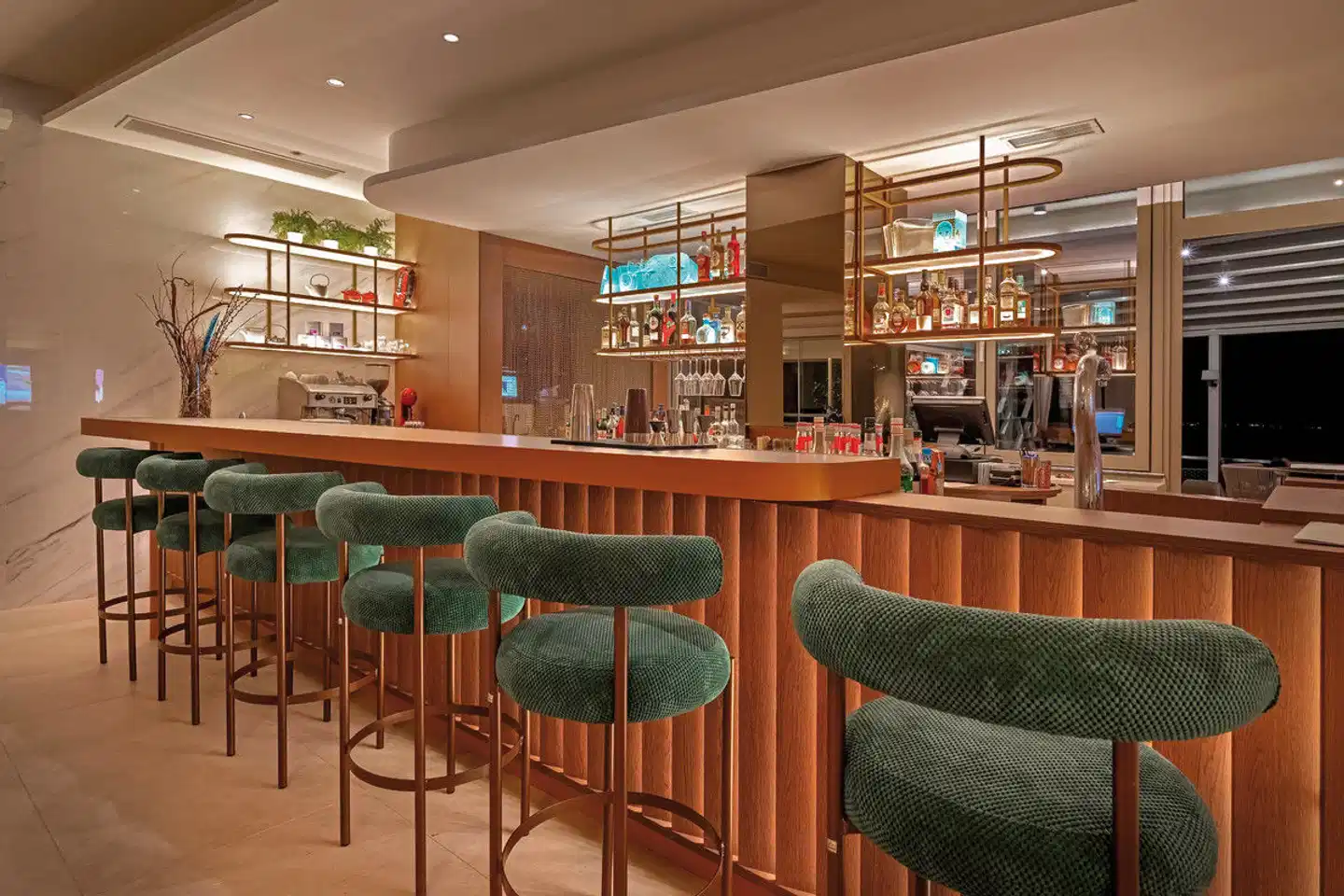 Ammon Zeus Luxury Beach Hotel Bar