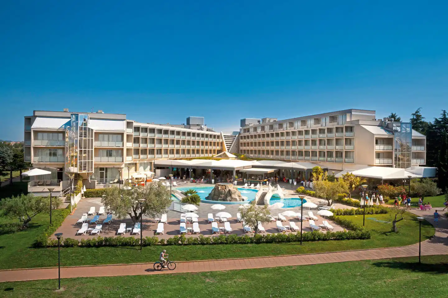 Aminess Vival Maestral Hotel Aussenansicht