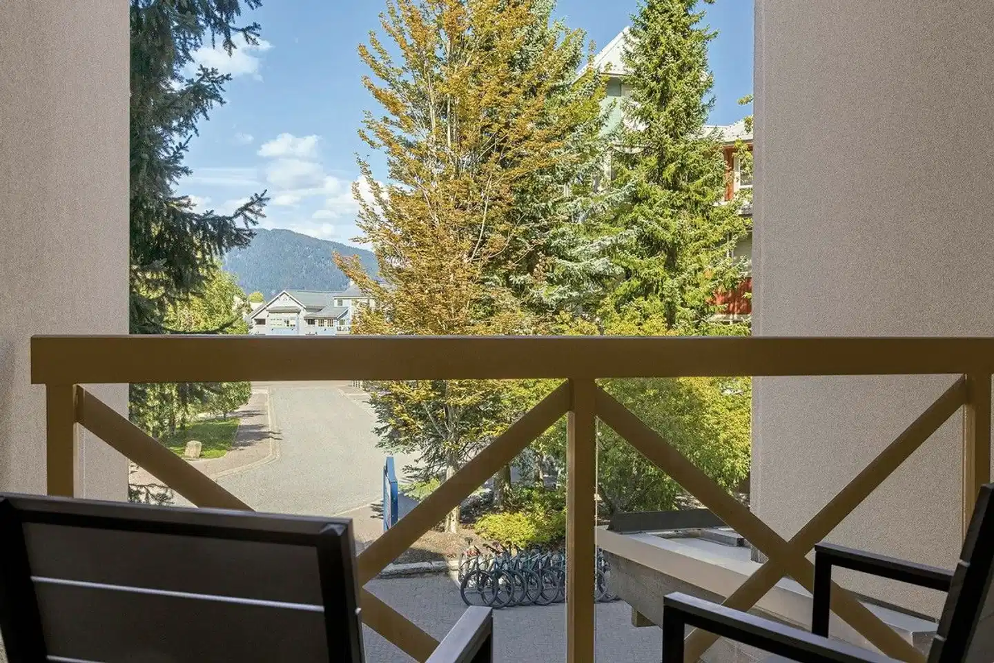 Delta Hotels by Marriott Whistler Village Suites Terrasse