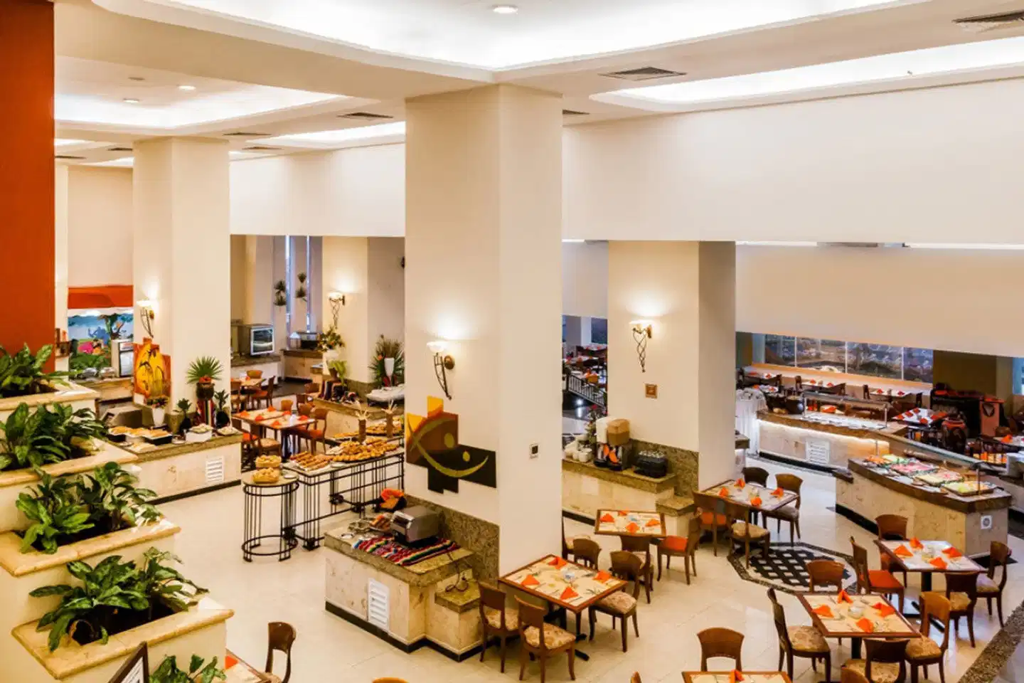 Royal Solaris Cancun Bar