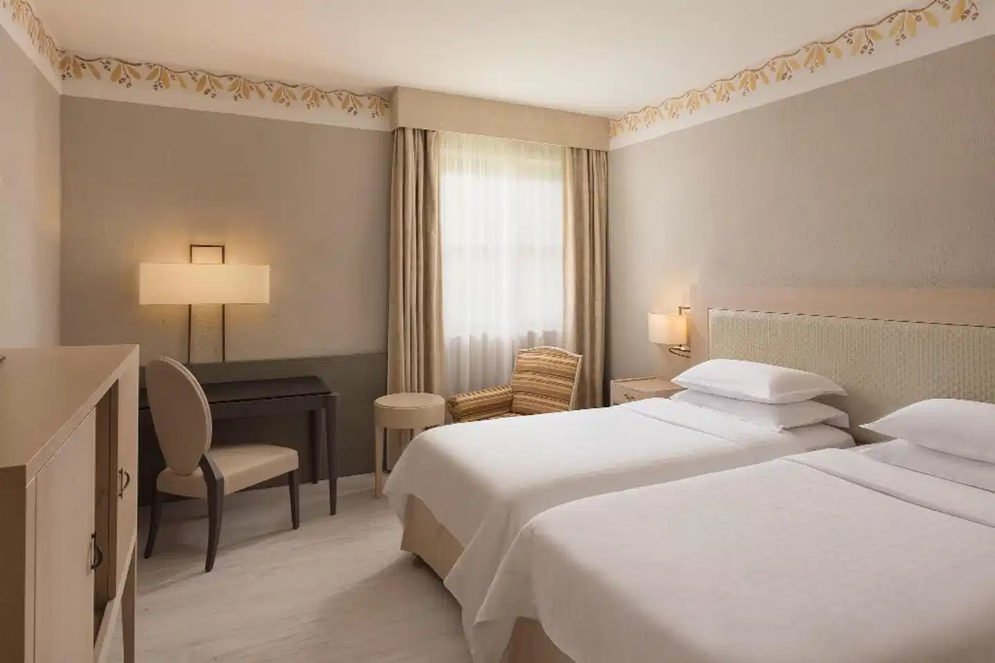 Sheraton Parco de' Medici Rome Hotel Wohnbeispiel