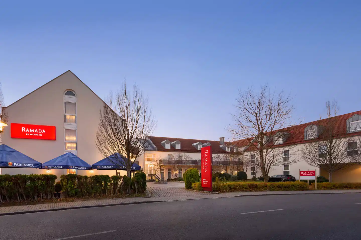 Ramada by Wyndham Muenchen Airport Aussenansicht