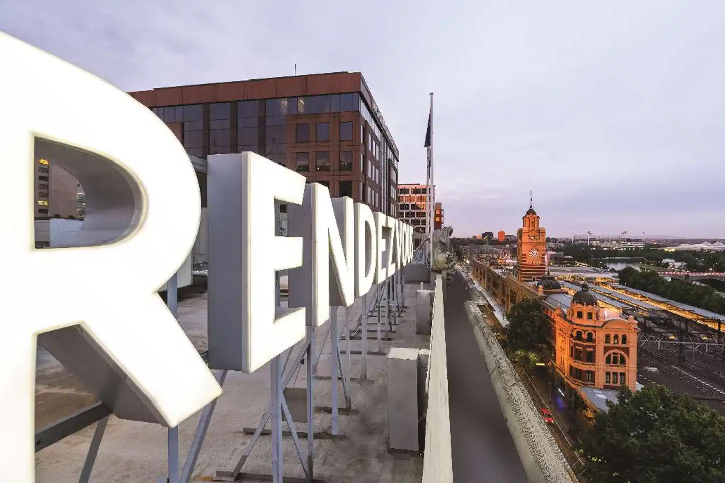 Rendezvous Hotel Melbourne Aussenansicht