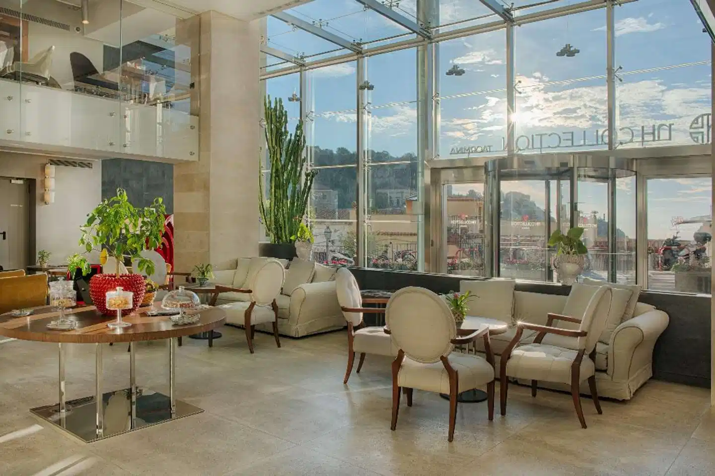 NH Collection Taormina Lobby