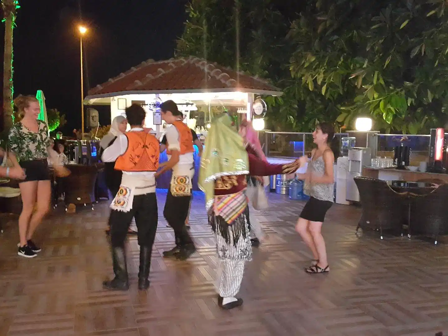 Parador Beach Hotel Personen