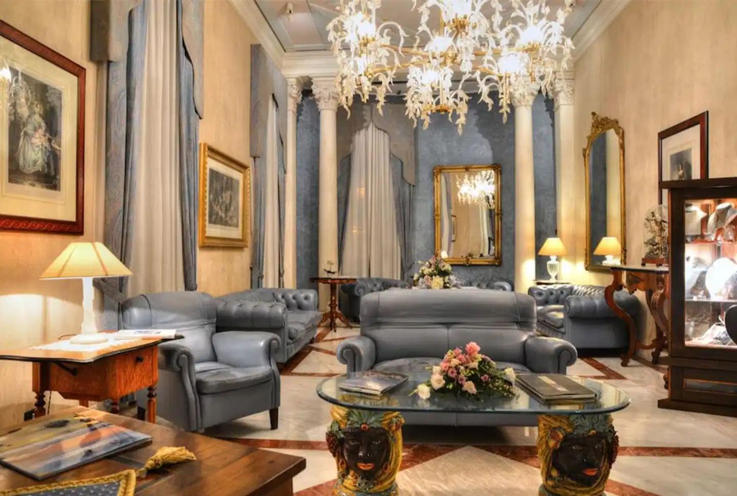 Grand Hotel Ortigia Lobby