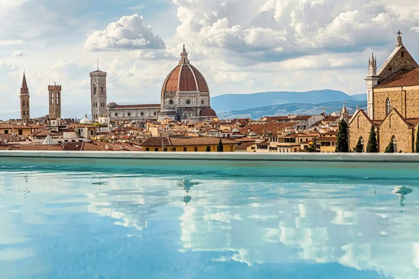 Plaza Hotel Lucchesi Pool