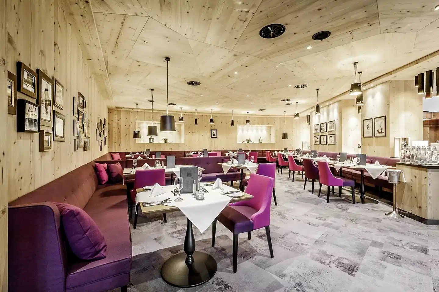 Krumers Alpin - Your Mountain Oasis Restaurant