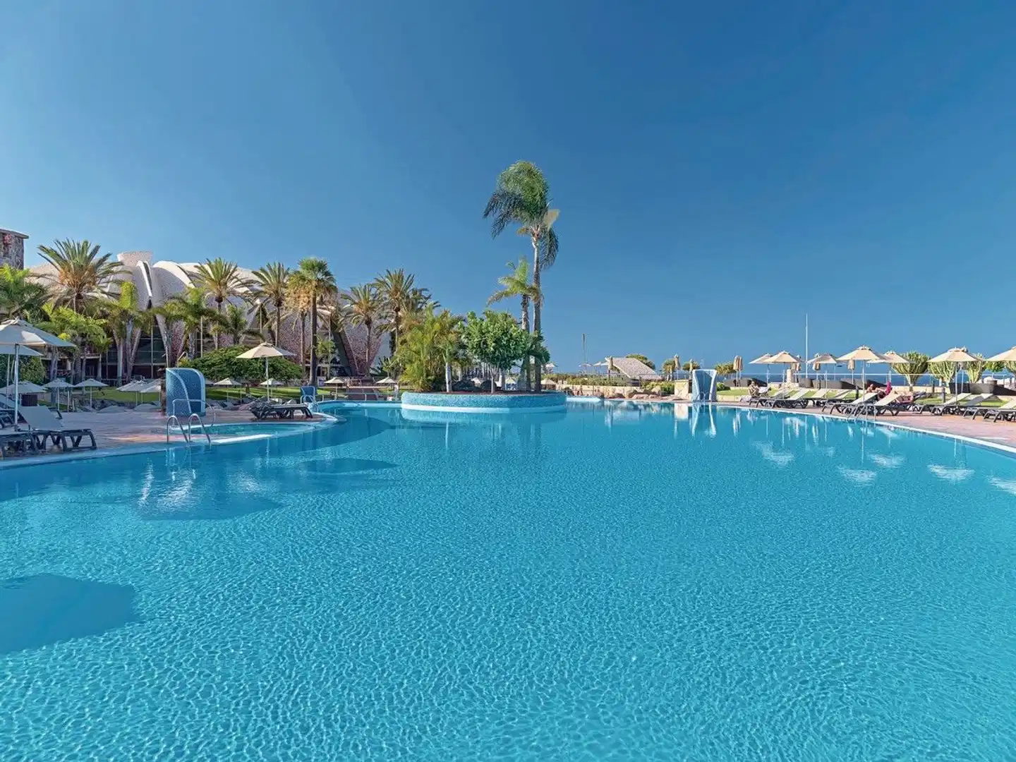 H10 Playa Meloneras Horizons Collection Pool