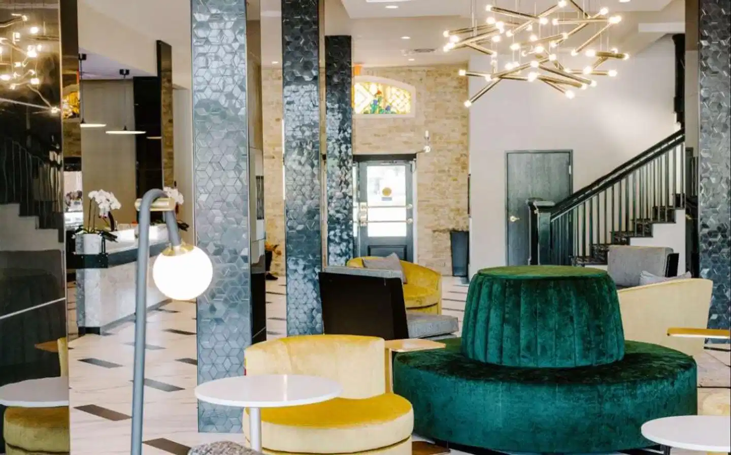 Aiden by Best Western @ San Antonio Riverwalk Lobby