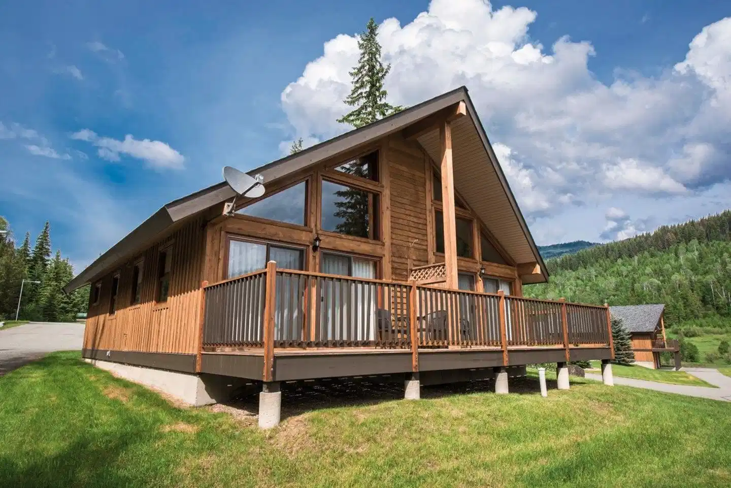 Alpine Meadows Resort Aussenansicht