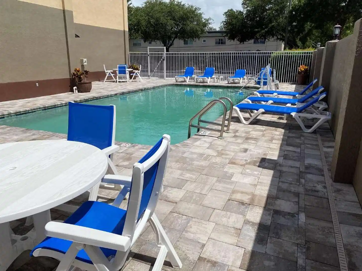 Best Western Tampa Pool