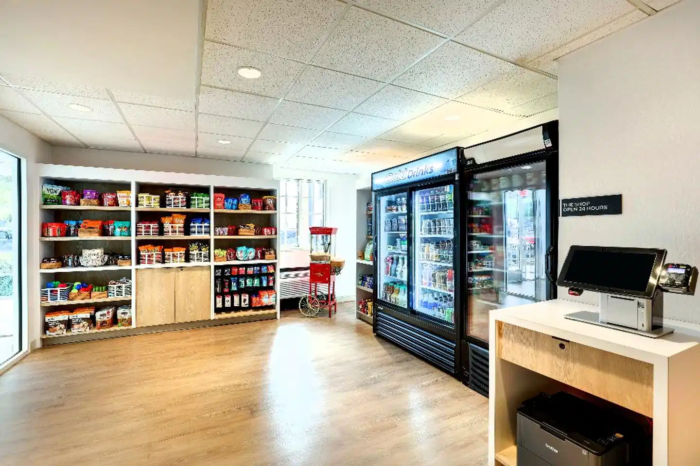 Sonesta Simply Suites Miami Airport Doral Lobby