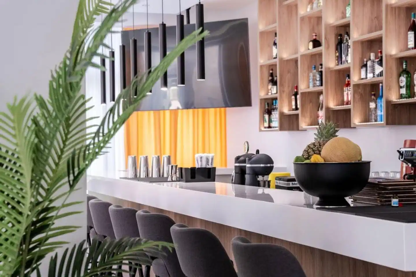 Island City Boutique Hotel Bar