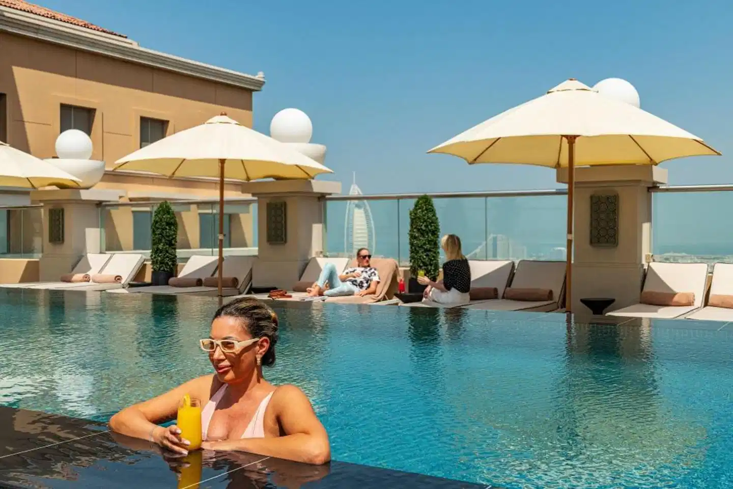 Sheraton Dubai Mall of the Emirates Pool