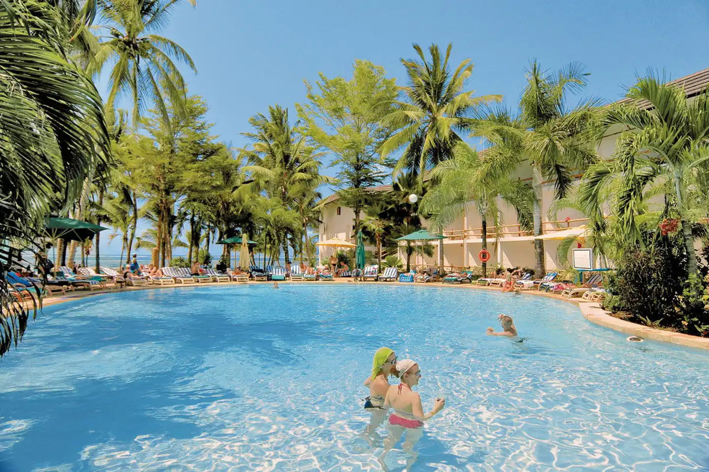 Traveller's Club Pool