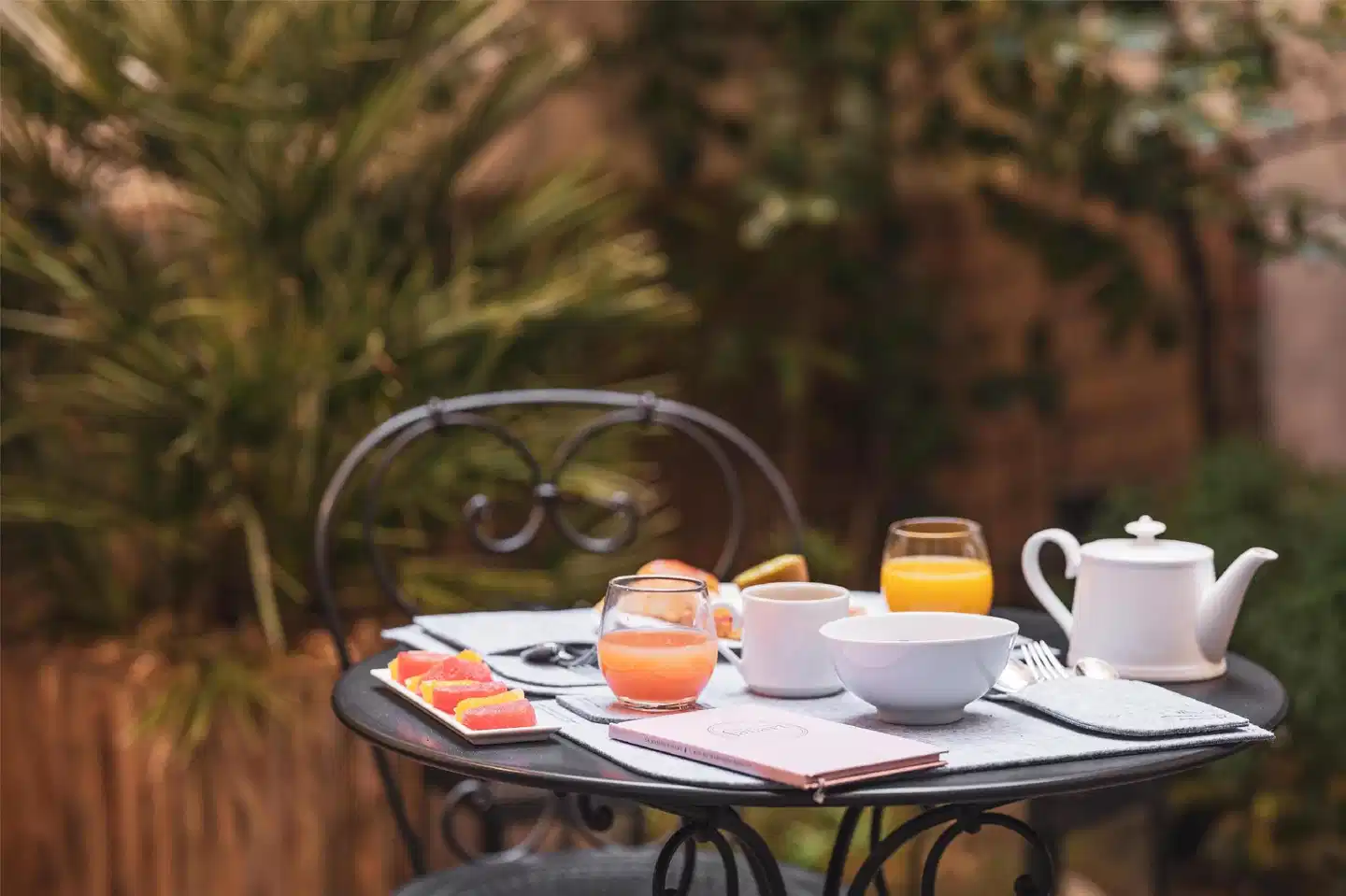 Le Petit Paris Restaurant