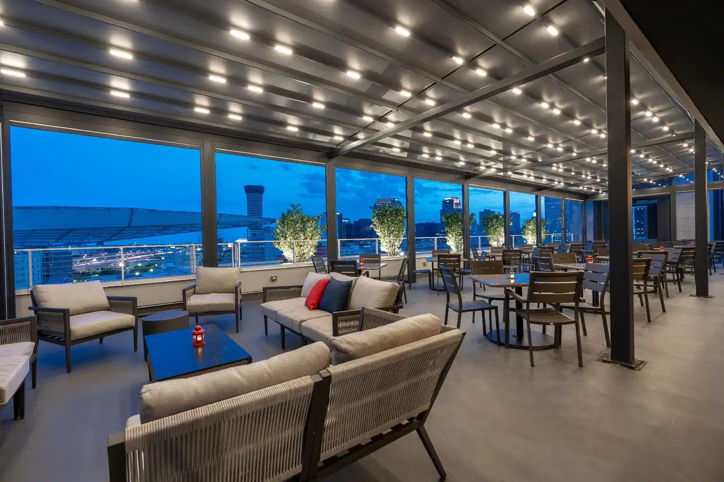 The Higgins Hotel New Orleans, Curio Collection By Hilton Lobby