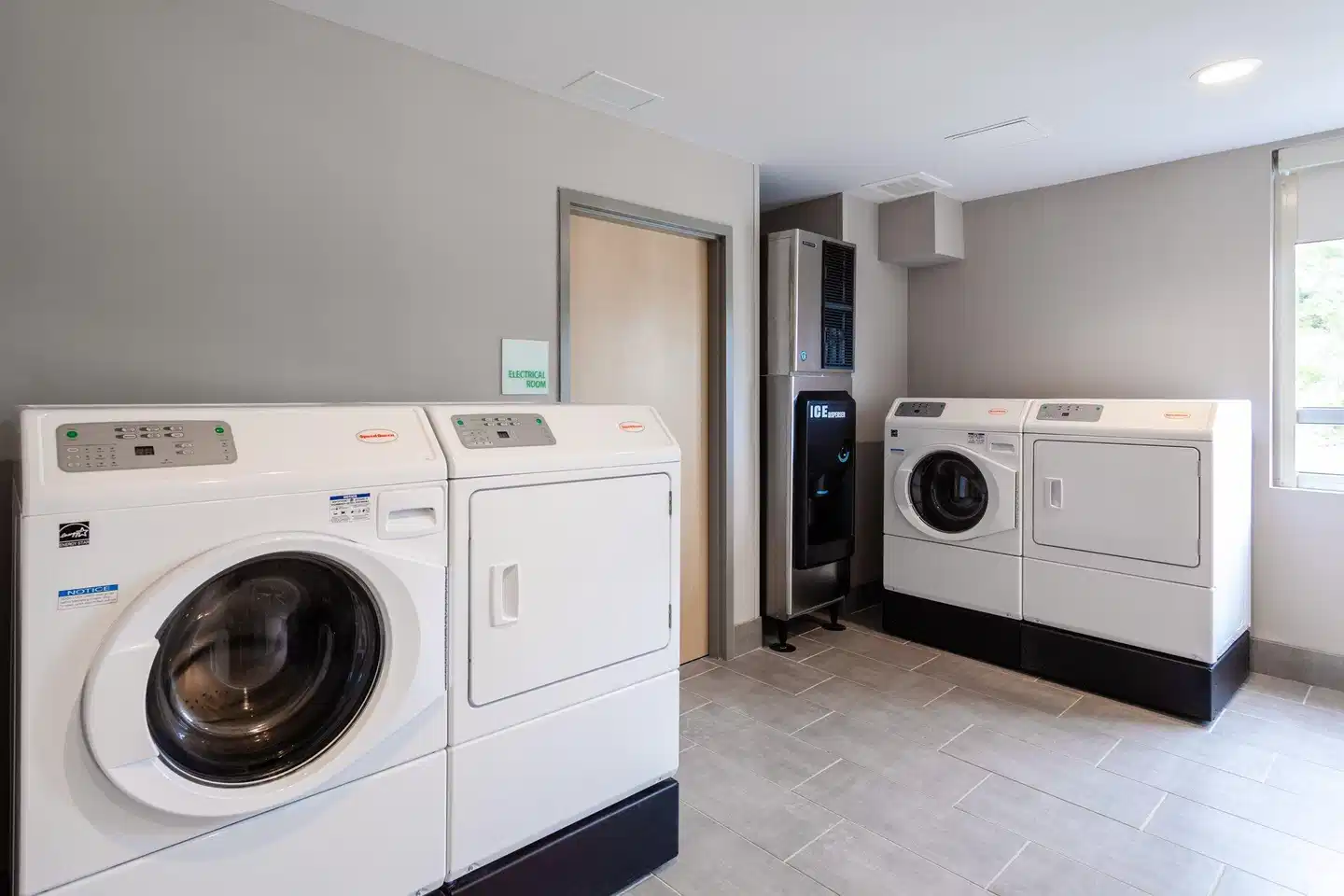 Holiday Inn Tallahassee E Capitol - Univ Badezimmer