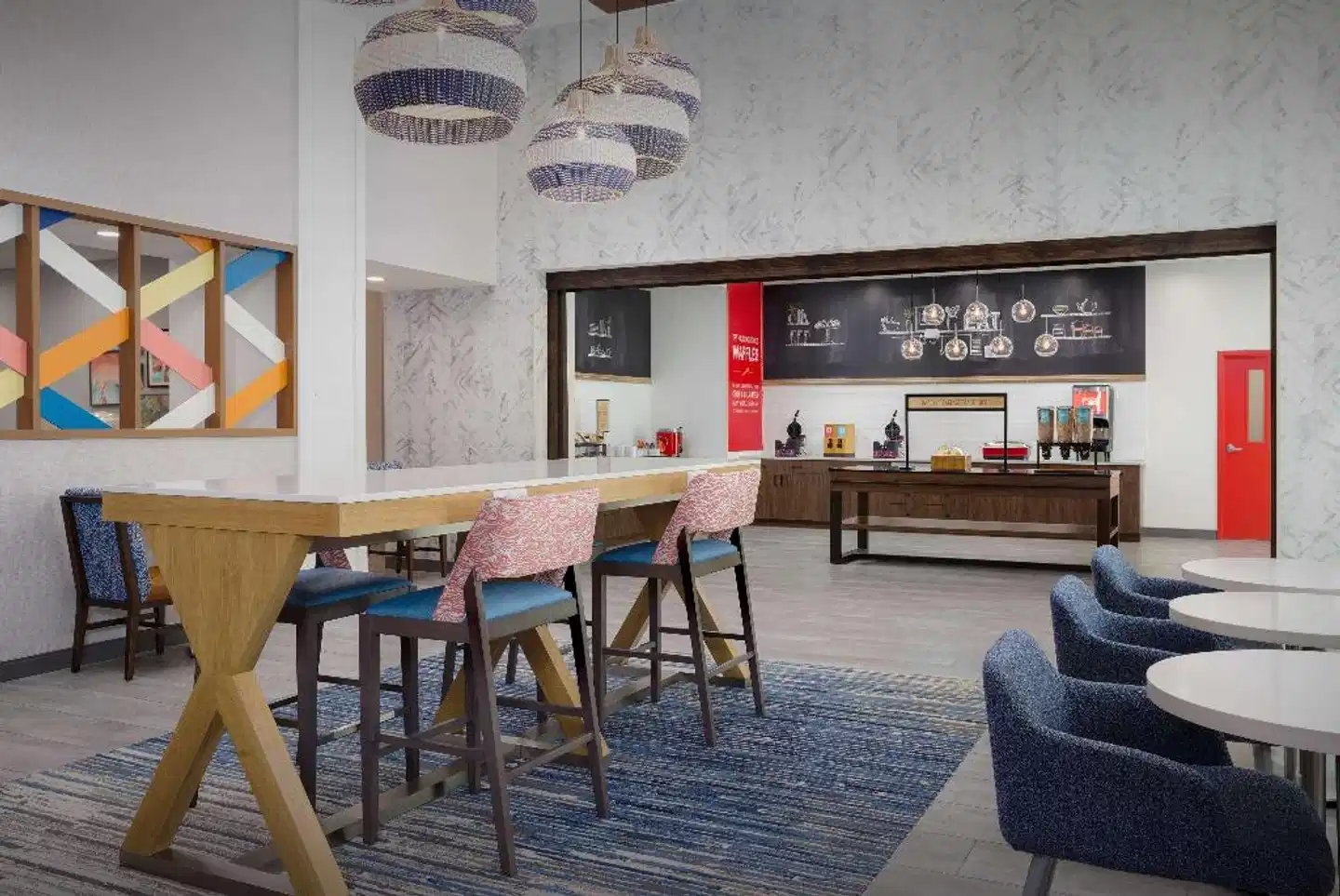 Hampton Inn & Suites Naples South Bar