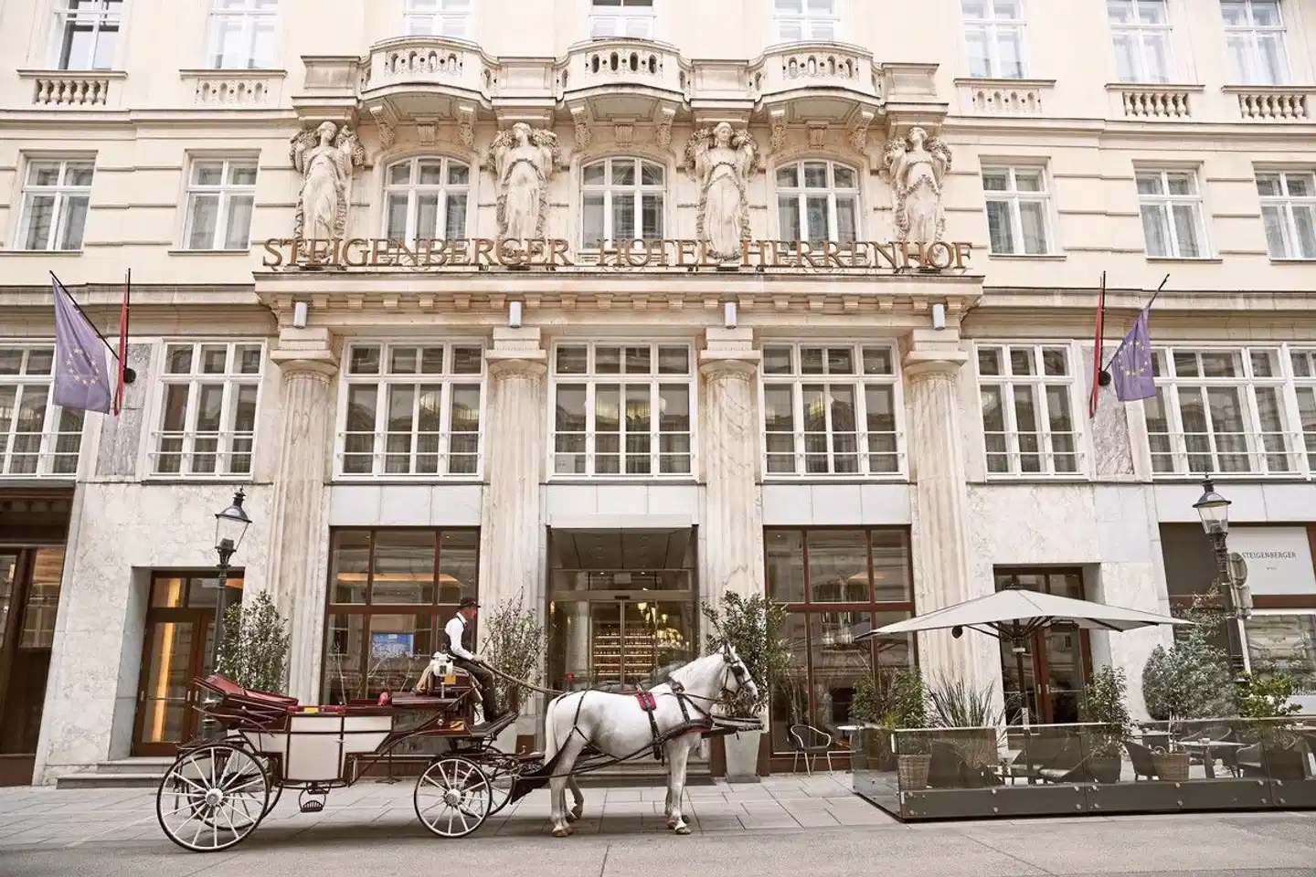 Steigenberger Hotel Herrenhof Wien Aussenansicht
