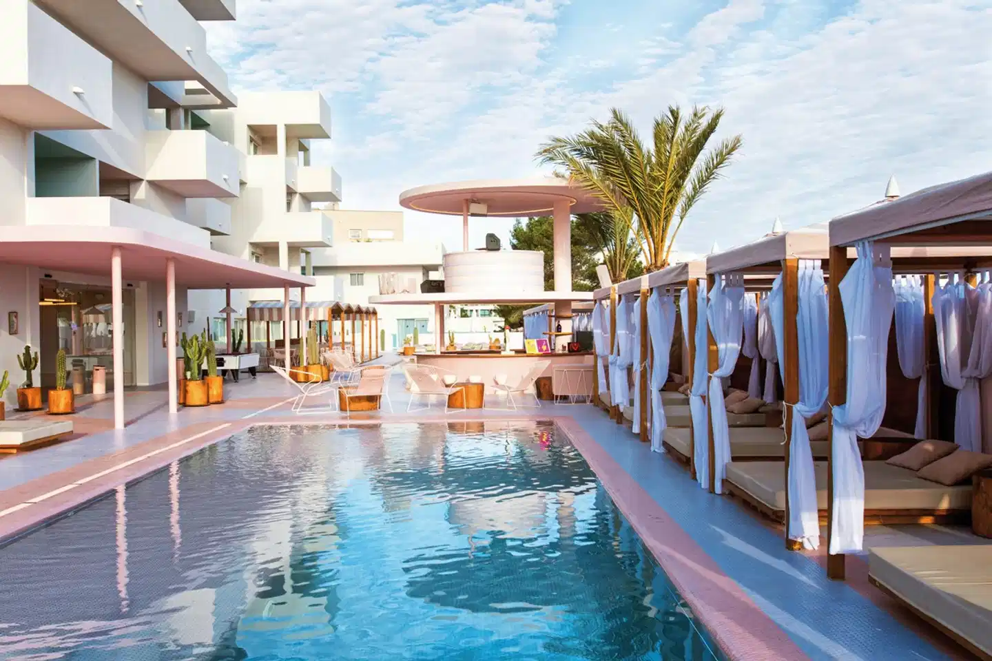 Paradiso Ibiza Art Pool