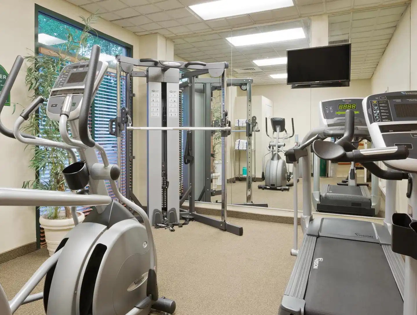 Wingate by Wyndham Charlotte Airport I-85/I-485 Sport und Entertainment