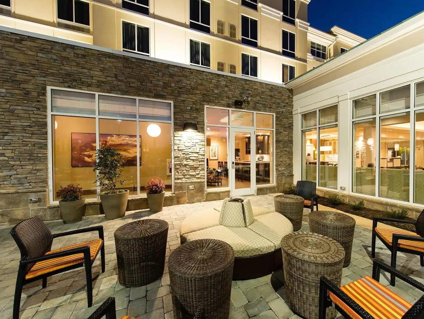 Hilton Garden Inn Charlotte Airport Terrasse