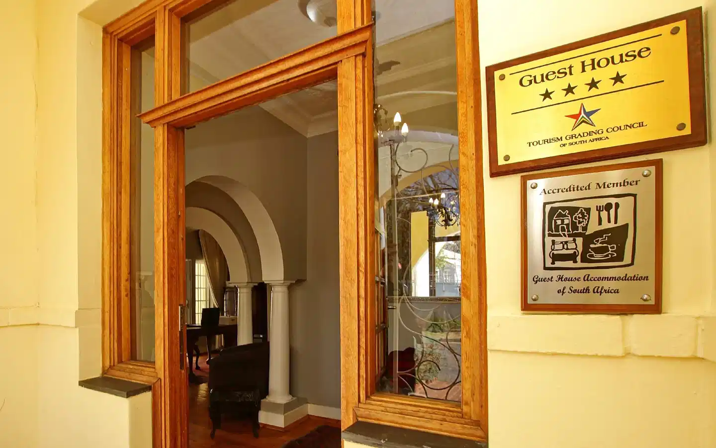 Arum Place Guest House Lobby